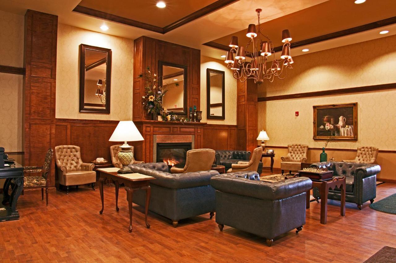 D. Hotel Suites & Spa Holyoke Bagian luar foto